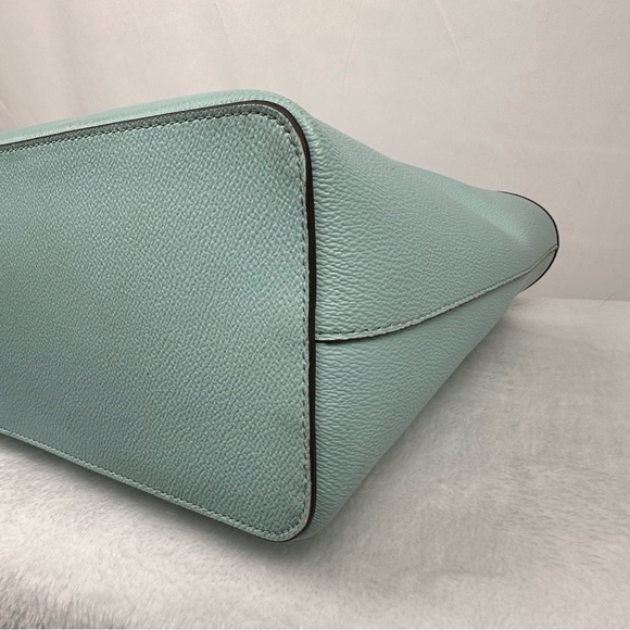 Kate Spade Tote - Picture 8 of 15